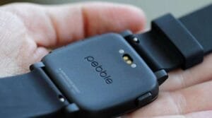 Read more about the article Pebble sold to Fitbit for $40 million