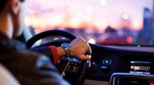 Read more about the article Major e-hailing ride permitted to test self-driving cars in California