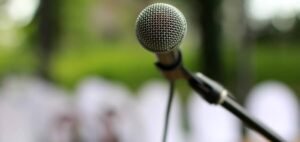 Read more about the article 7 Life Lessons to Learn from Iconic Commencement Addresses