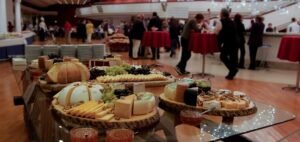 Read more about the article How To Make Your Catering Business Stand Out
