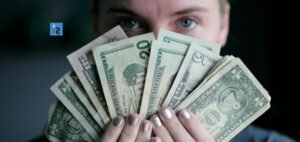 Read more about the article Minimum Wage Raise 2022: Employers Moving Fast Than Half of the American States
