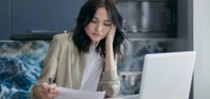 Read more about the article 4 Tips on How to Easily Get Some Quick Cash