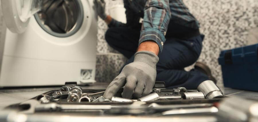 You are currently viewing How to Become an Appliance Technician? A Quick Guide