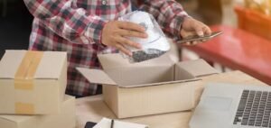 Read more about the article 10 Tips Before Shipping Abroad
