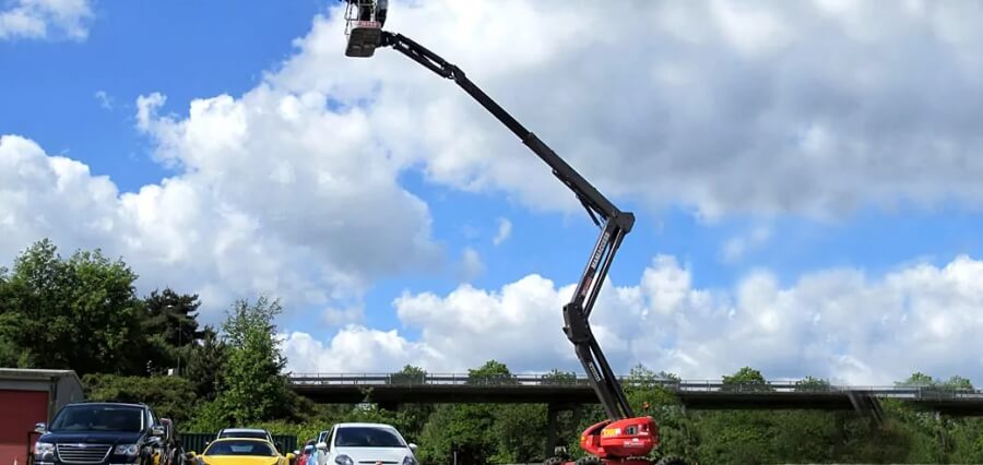 You are currently viewing REASONS TO INVEST IN A USED CHERRY PICKER