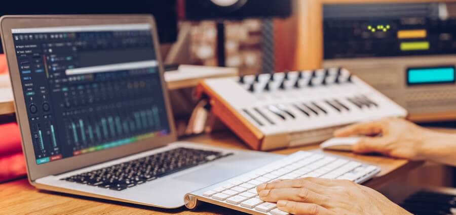 You are currently viewing Tips to become successful in Music Production Career
