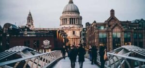 Read more about the article Winning at life – how to live happily in the UK