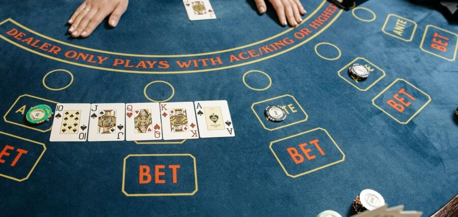 You are currently viewing 95% Play Baccarat for Real Money and Win Big