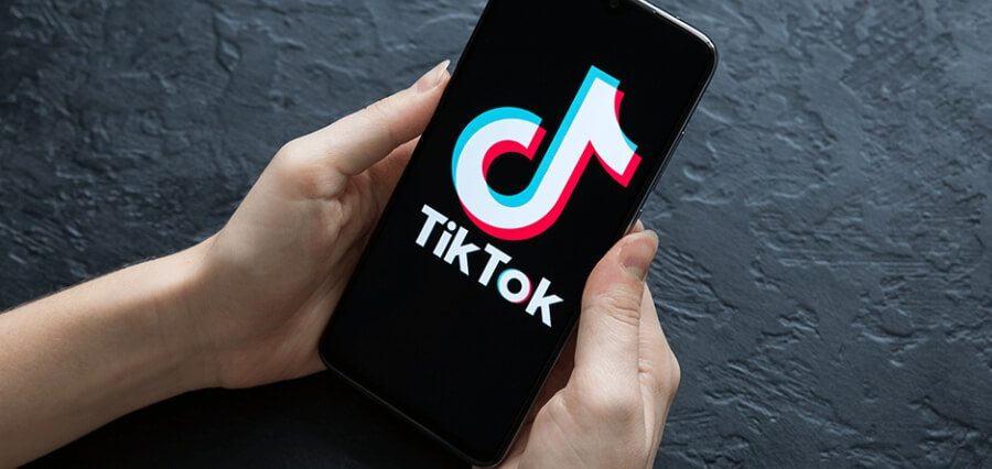 You are currently viewing How to increase your chances of going viral on TikTok
