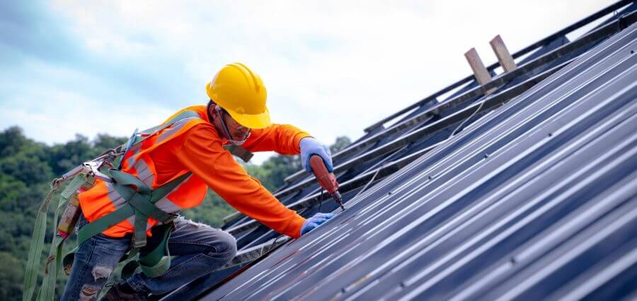 You are currently viewing Did You Know That Metal Roofing Requires Less Energy?