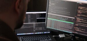 Read more about the article <strong>4 Perks of Java Programming as a Career Path</strong>