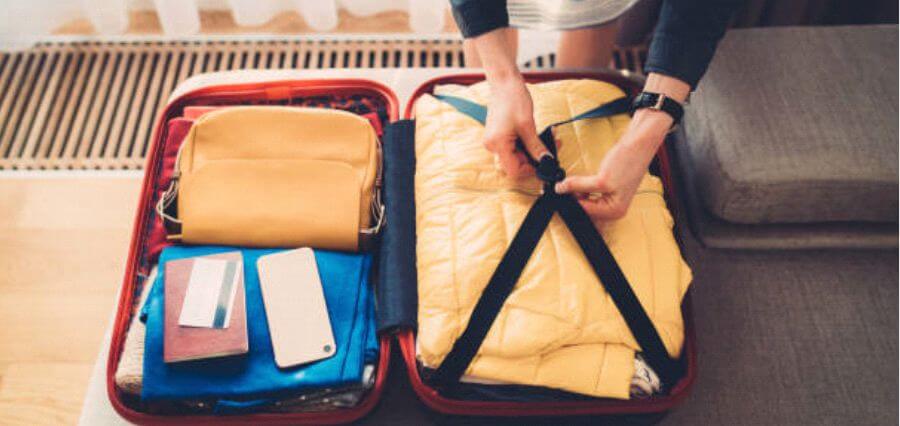You are currently viewing 4 Things You Should Pack When Travelling to Study Abroad