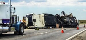 Read more about the article Been In a Truck Accident? Here’s How You Should Get Legal Help