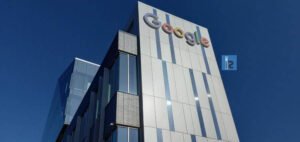 Read more about the article Google’s CEO warns against sprinting to deploy AI without supervision