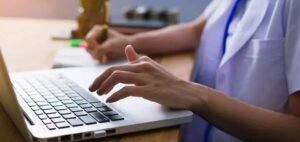 Read more about the article 7 Benefits of Completing an Online Master’s in Nursing Program