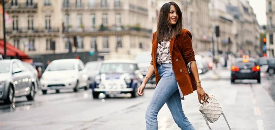 5 Everyday Styling Tips for Petite Women