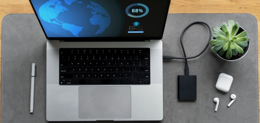 You are currently viewing Laptop Docking Stations: The Key to Seamless Connectivity and Efficiency
