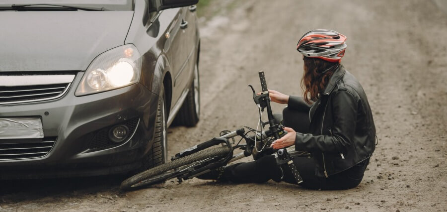 You are currently viewing Bicycle Car Accident Insurance Claim: Maximise Your Payout Now!