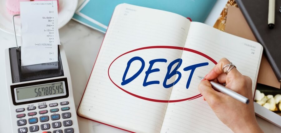 You are currently viewing How To Take Control of Your Finances and Save on Total Debt: Essential Tips?