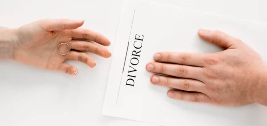 How to Reduce the Emotional Impact of a Divorce