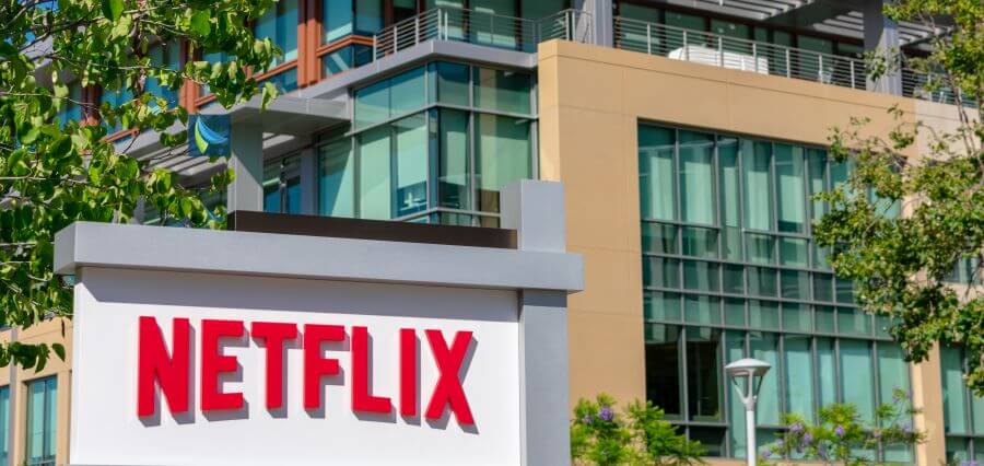 Netflix Q3 Earnings Surge: Ad-Tier Drives Growth & Subscriber Gains