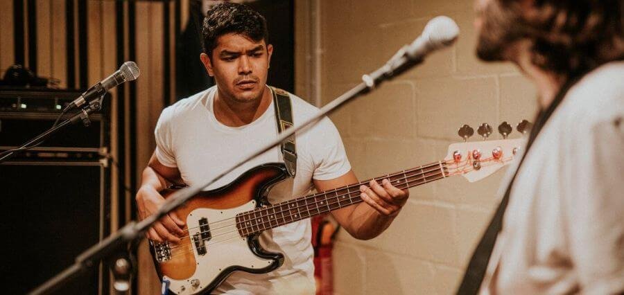 Improving your singing skills: Here is how you can become a better musician