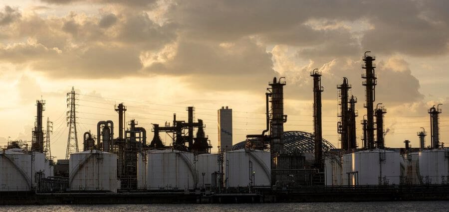 Top 5 Safety Hazards in the Oil and Gas Industry: Risks and Mitigation